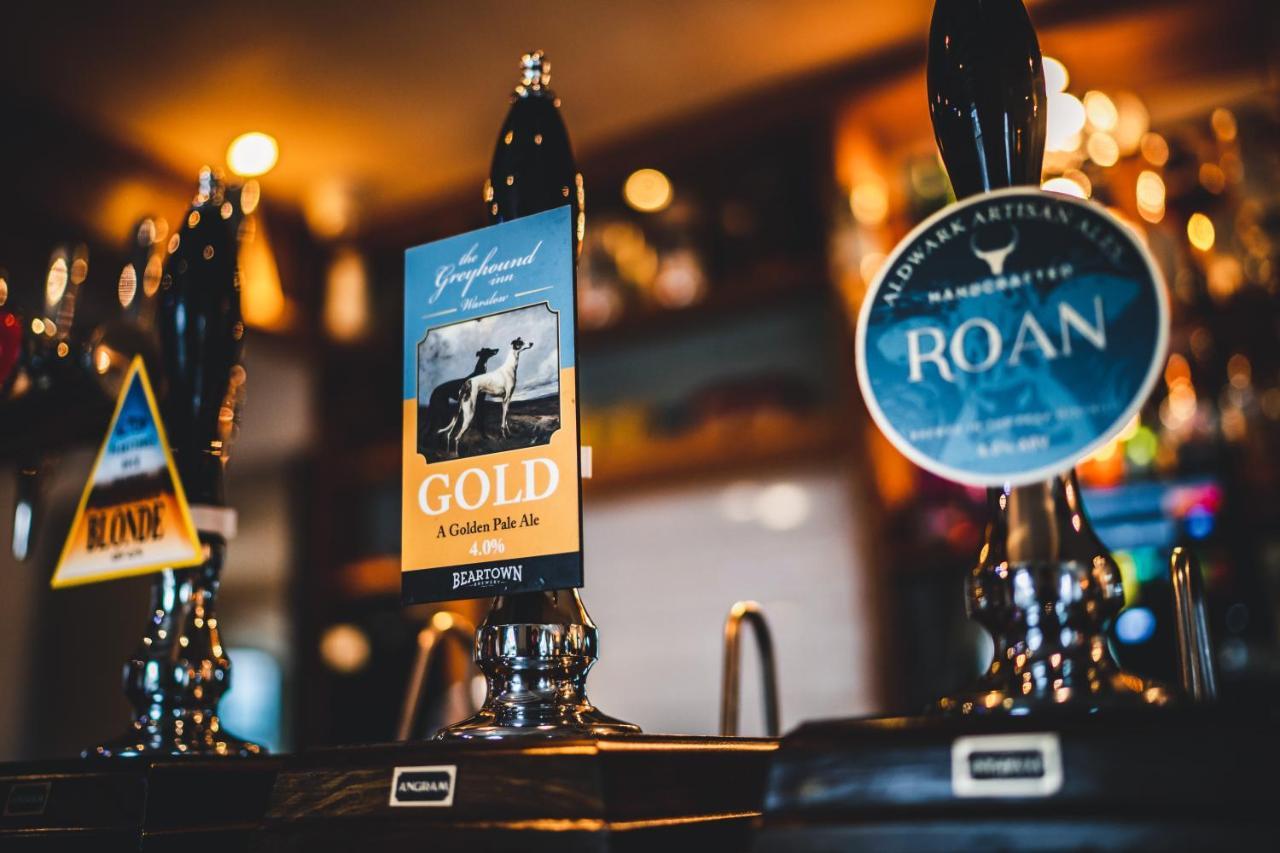 Peak District, The Greyhound Inn, Warslow Circa 1750 외부 사진