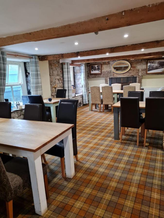Peak District, The Greyhound Inn, Warslow Circa 1750 외부 사진